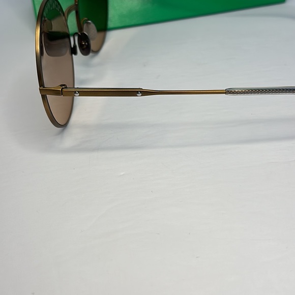 BV0190S Sunglasses by Bottega Veneta™. Shape: Round, Material: Metal, Frame - Picture 9 of 15